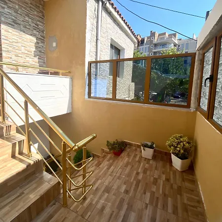 Ferienhaus At-salaj1 Vlorë